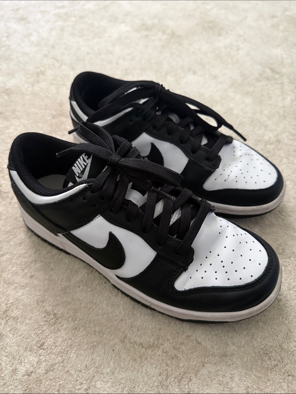 Nike Womens Black and White Low-Top Sneakers (Pandas)